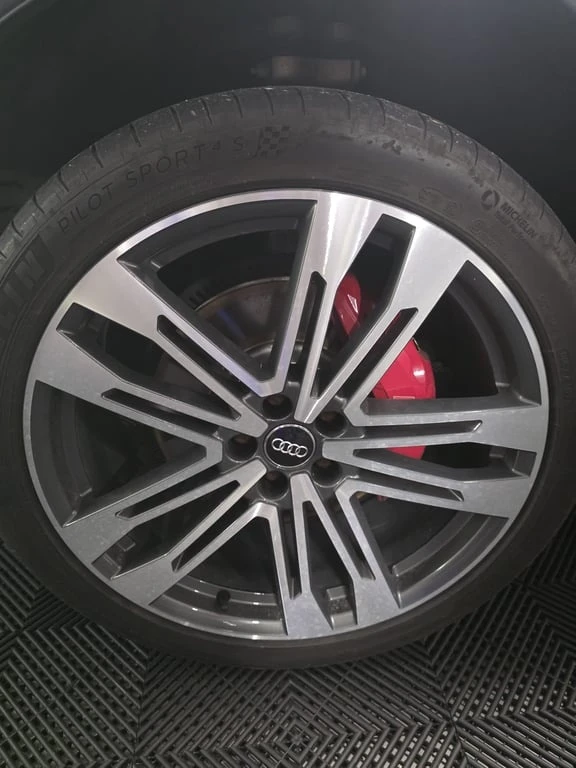 Audi SQ5 Progressiv  CARFAX, снимка 7 - Автомобили и джипове - 52707113