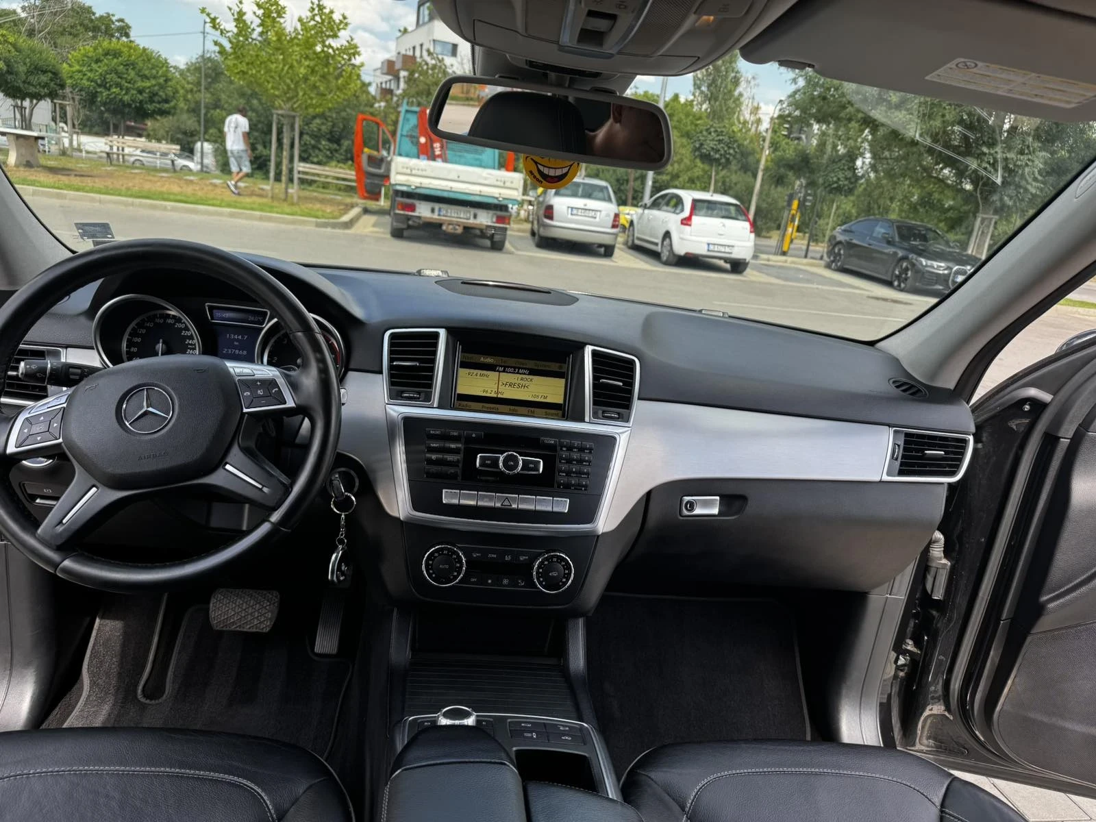 Mercedes-Benz ML 350 - изображение 8