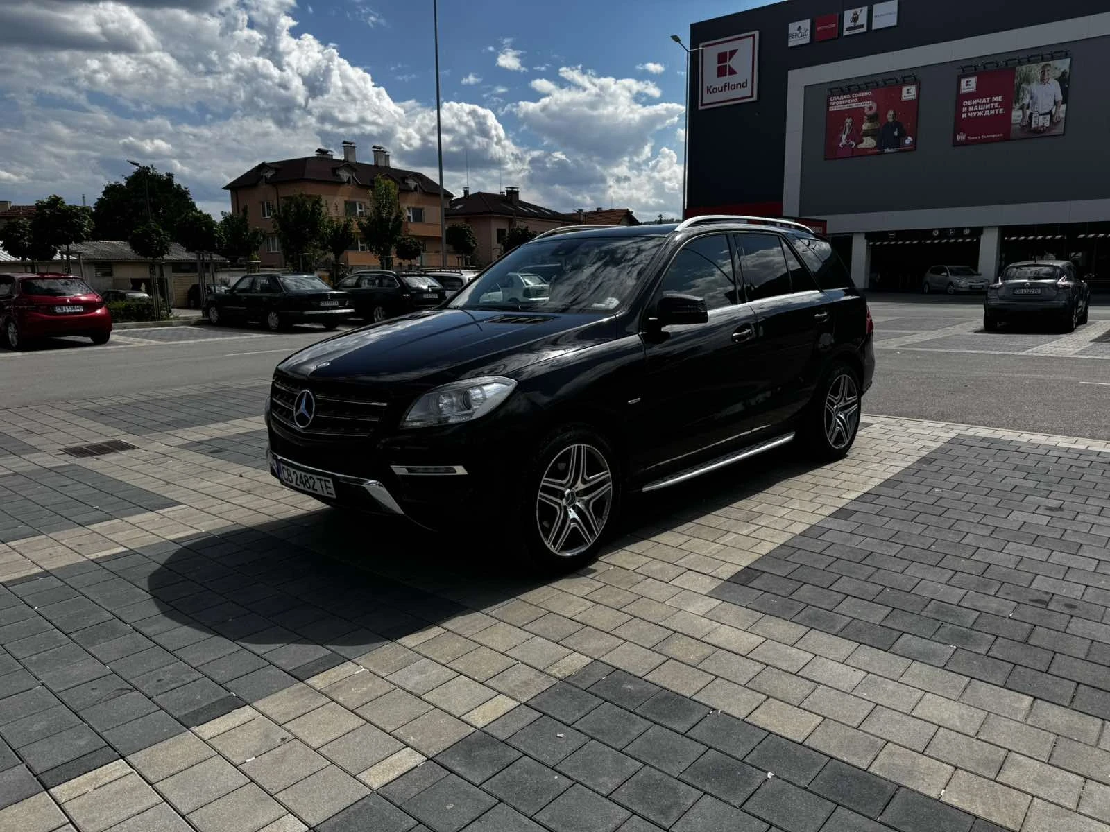 Mercedes-Benz ML 350 - изображение 2
