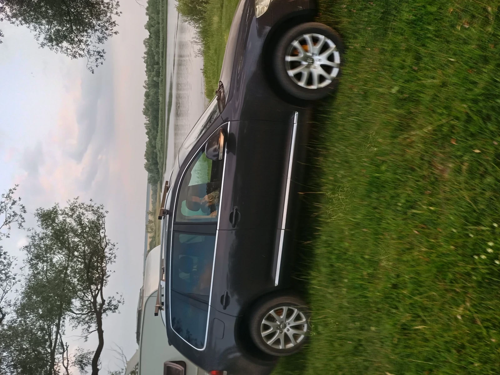 VW Touareg 3, 0 tdi - изображение 2
