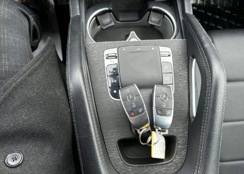 Mercedes-Benz GLE 350 2.0L 4MATIC - изображение 9