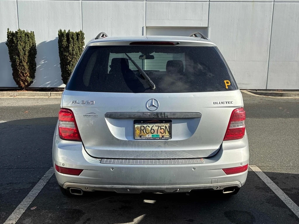 Mercedes-Benz ML 300 * 3.0L BlueTEC * CARFAX * ЦЕНА ДО БГ - изображение 5