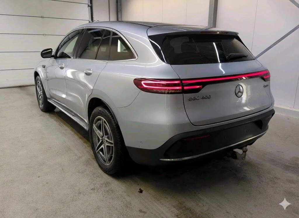 Mercedes-Benz EQC 400 AMG Line - изображение 3