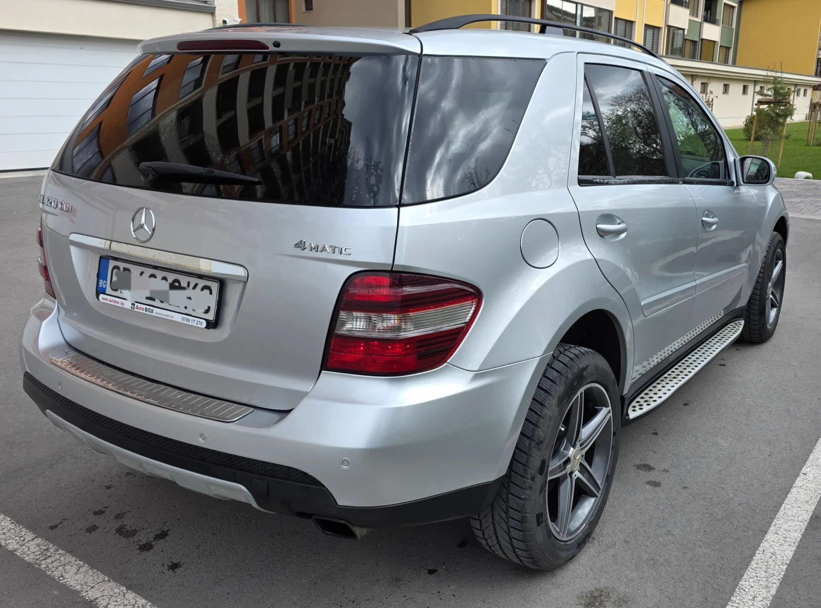 Mercedes-Benz ML 320, снимка 3 - Автомобили и джипове - 54494545