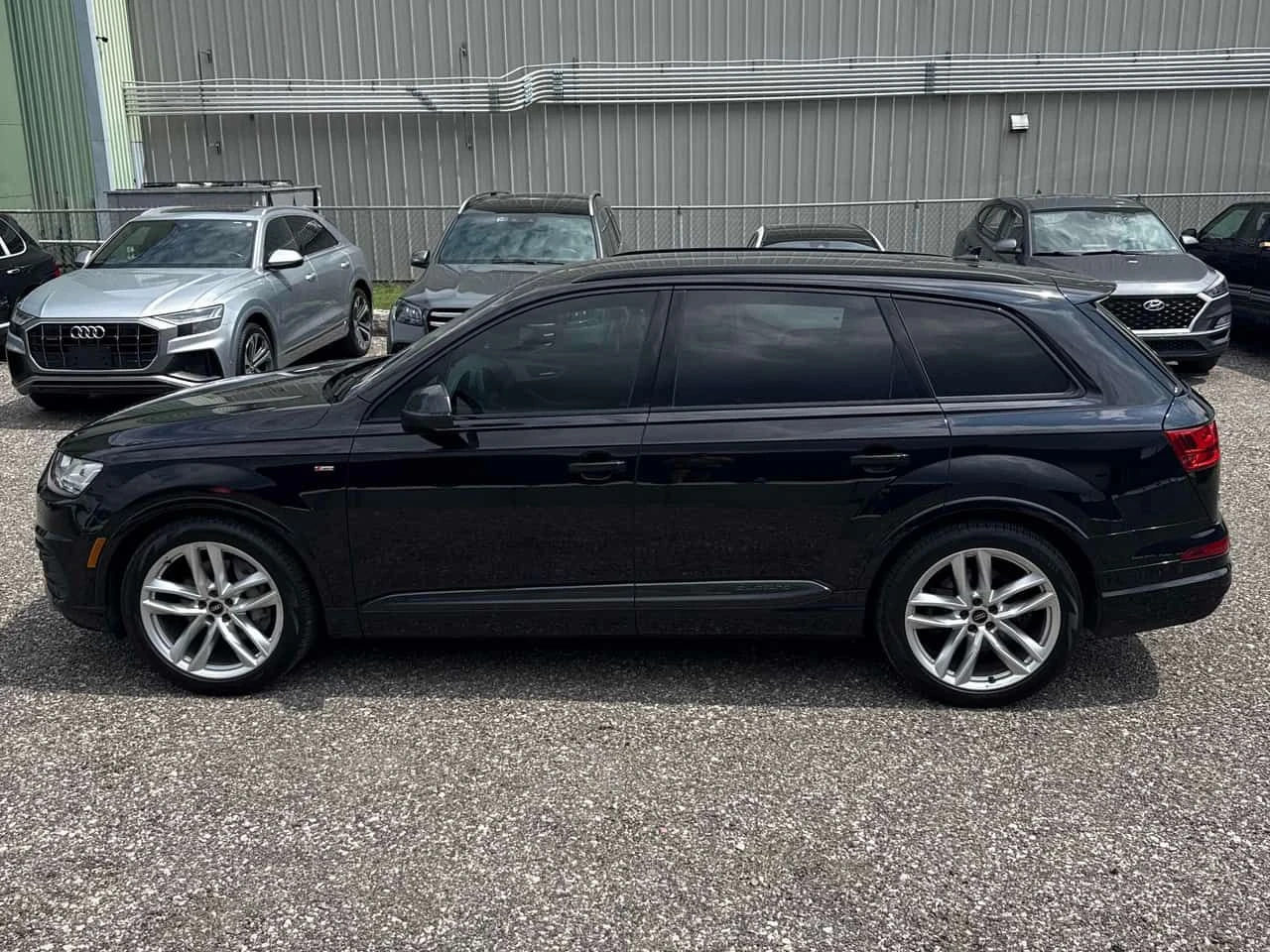 Audi Q7 * Technik * CARFAX * ЦЕНА ДО БГ, снимка 3 - Автомобили и джипове - 54903482