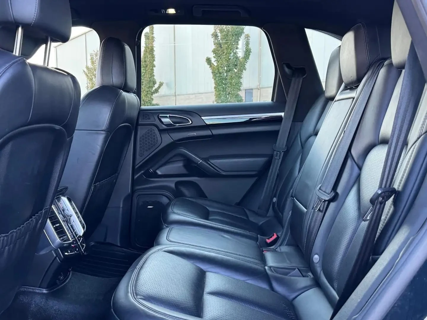 Porsche Cayenne S / PLATINUM EDT / ОБДУХ / ПОДГРЕВИ / ПАНОРАМА , снимка 13 - Автомобили и джипове - 54987345