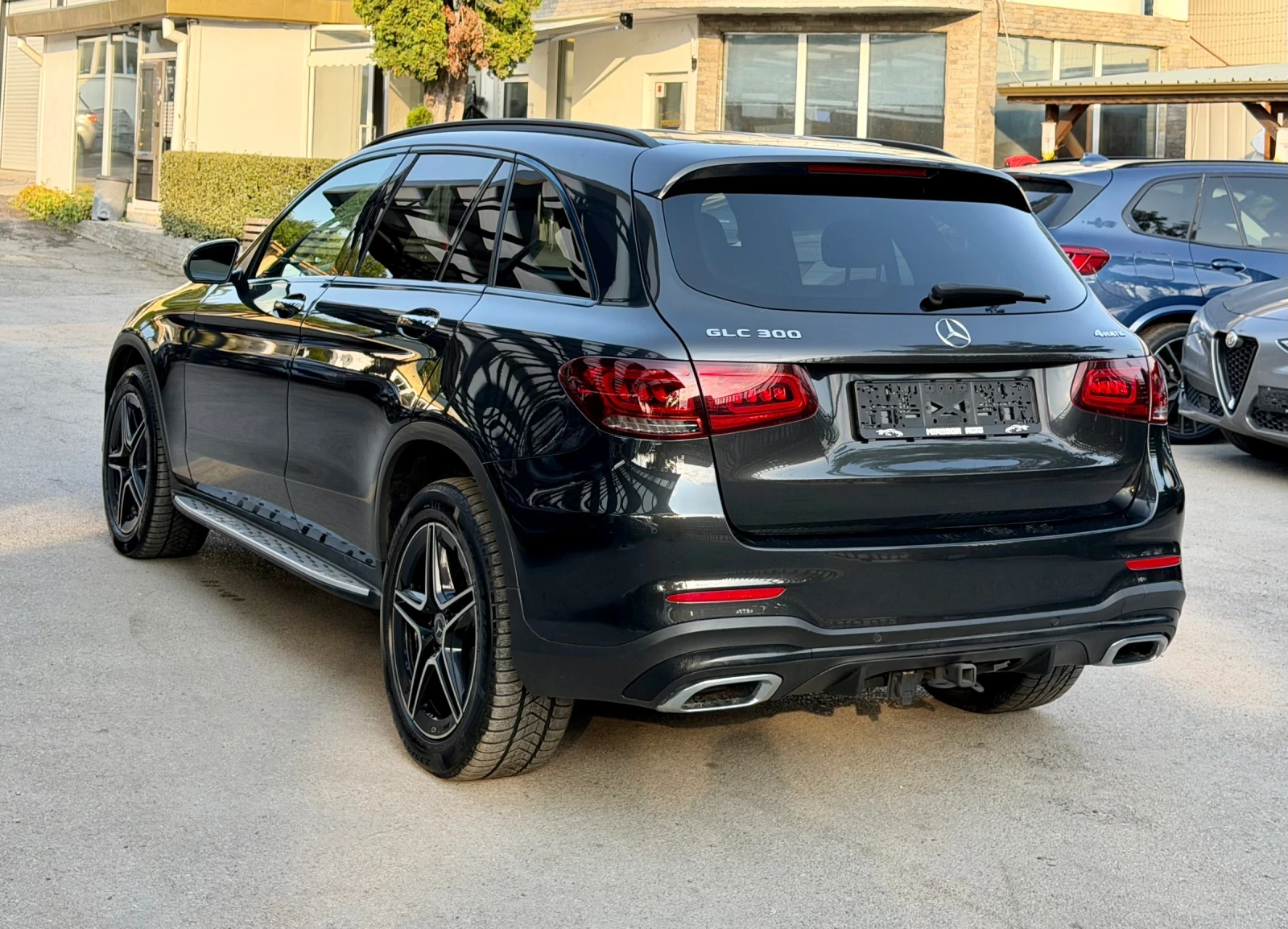 Mercedes-Benz GLC 300 AMG 4-matic, снимка 7 - Автомобили и джипове - 55631820