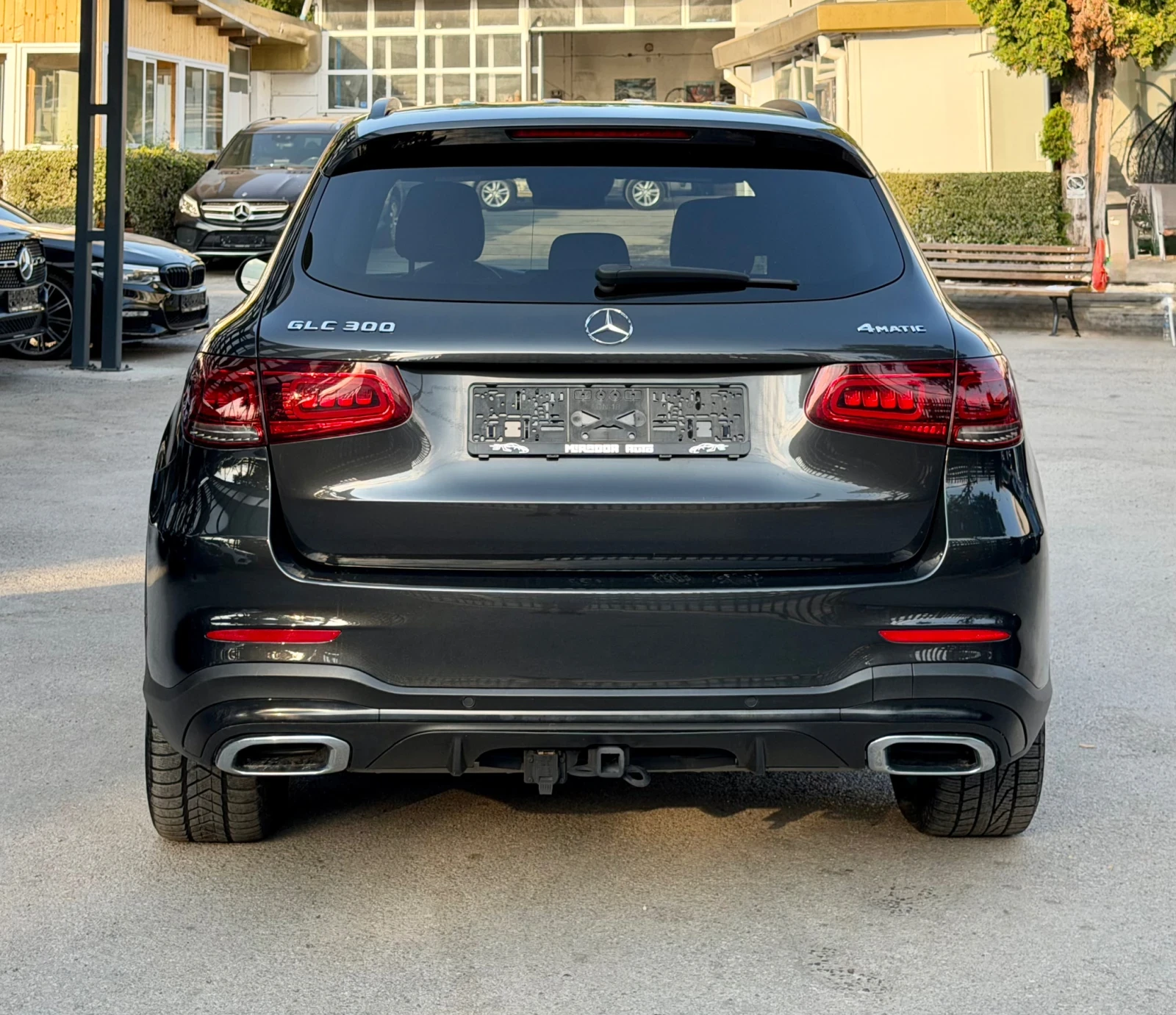 Mercedes-Benz GLC 300 AMG 4-matic, снимка 6 - Автомобили и джипове - 55631820