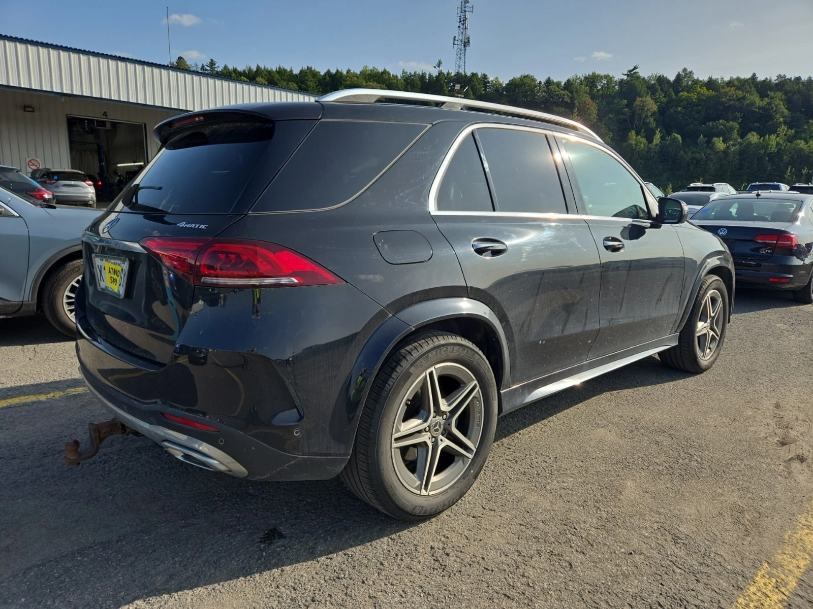 Mercedes-Benz GLE 350 * AMG Line * CARFAX * Без инциденти * , снимка 3 - Автомобили и джипове - 55997918