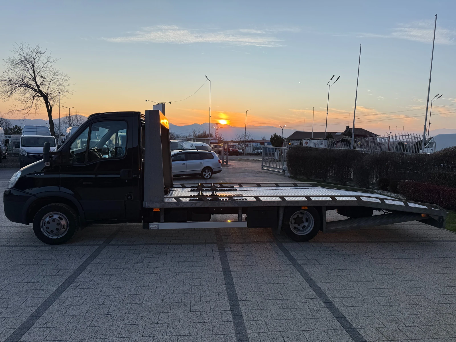 Iveco Daily 40C18 3.0HPI Специален до 3.5т. 5.20м. Климатроник - изображение 4