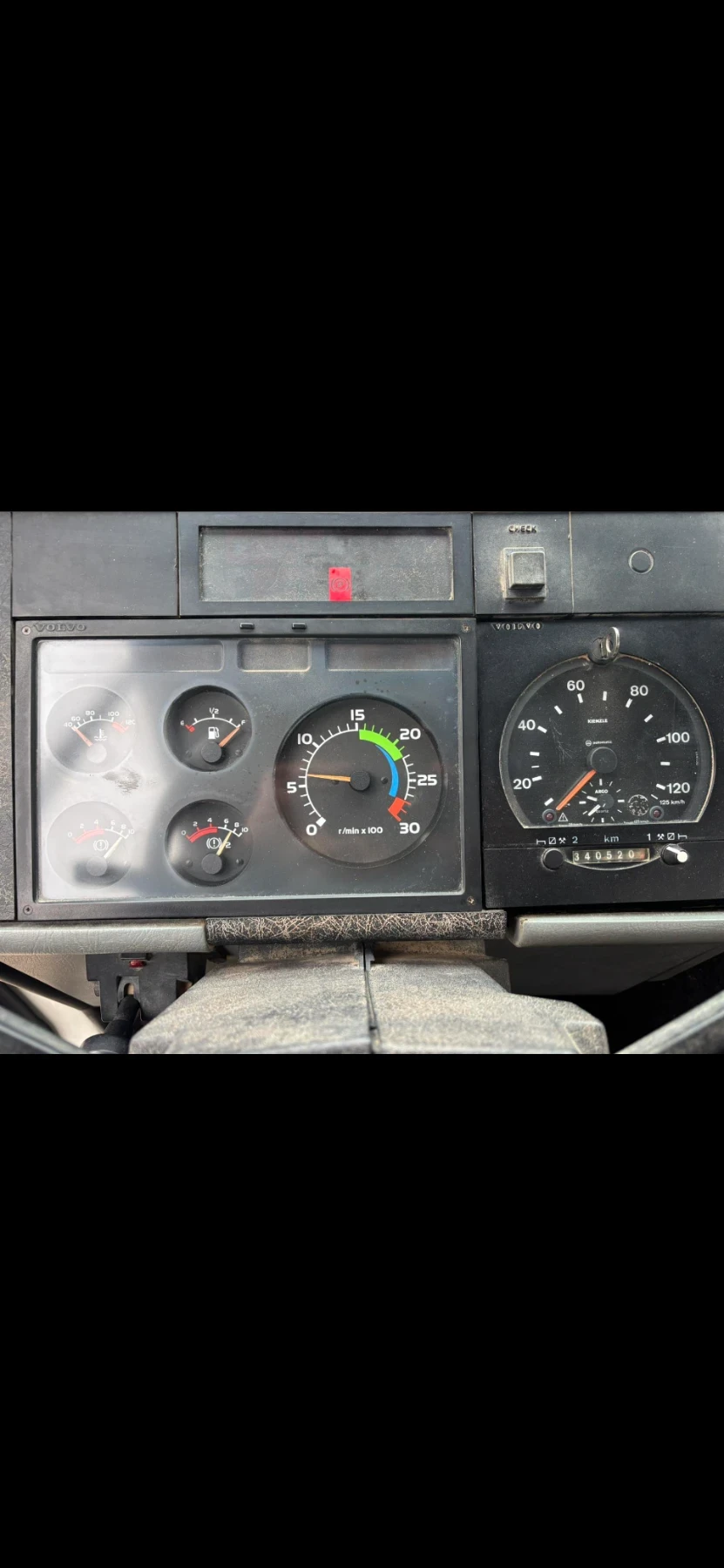 Volvo Fl Самосвал, снимка 7 - Камиони - 56242897