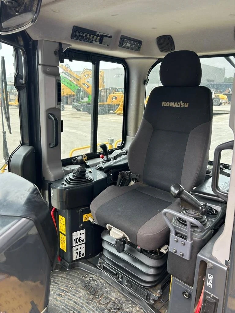 Булдозер Komatsu D 65 WX-18, снимка 13 - Индустриална техника - 52318395