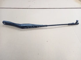 Рамо чистачка дясно Опел Астра Н кабрио 