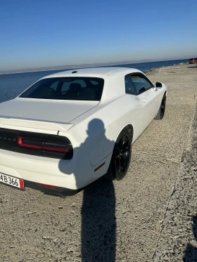 Dodge Challenger Hemi Нов внос от Германия, снимка 6