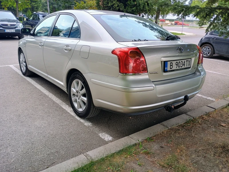 Toyota Avensis 2.0d4d 116, снимка 4 - Автомобили и джипове - 46969594