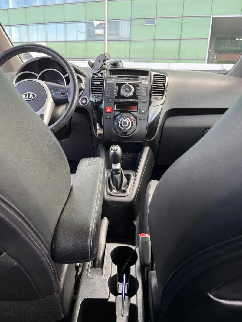 Kia Venga, снимка 8 - Автомобили и джипове - 48103404