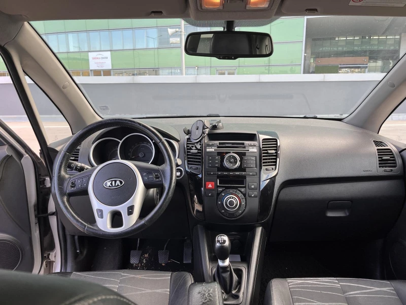 Kia Venga, снимка 7 - Автомобили и джипове - 48103404