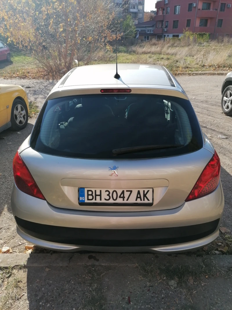 Peugeot 207 1.4, снимка 5 - Автомобили и джипове - 48109478