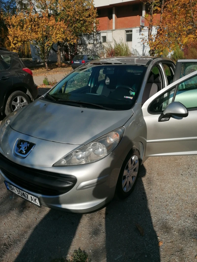 Peugeot 207 1.4, снимка 4 - Автомобили и джипове - 48109478