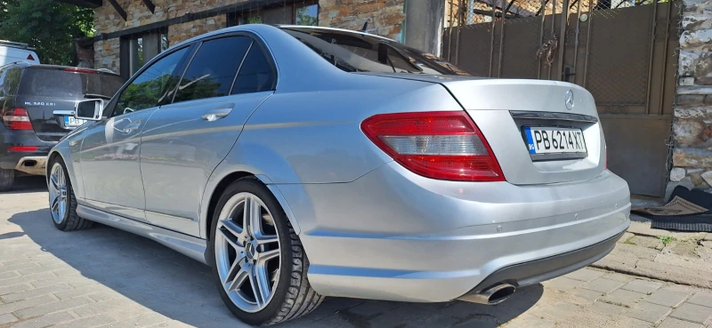 Mercedes-Benz C 180, снимка 3 - Автомобили и джипове - 48217618