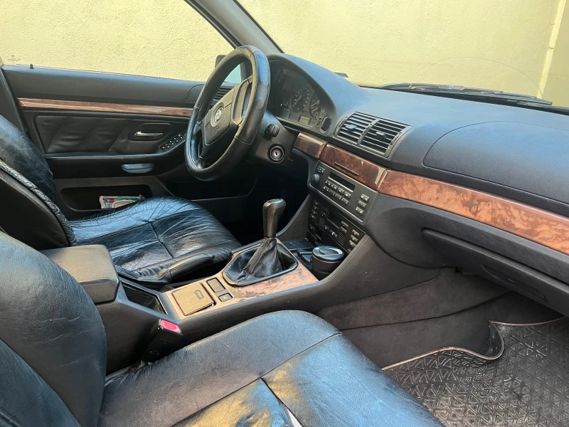 BMW 525 2.5 TDS, снимка 7 - Автомобили и джипове - 48361700