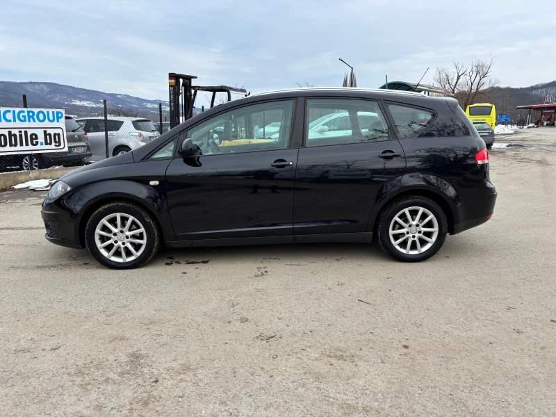 Seat Altea XL 1.6 TDI, снимка 8 - Автомобили и джипове - 48665335