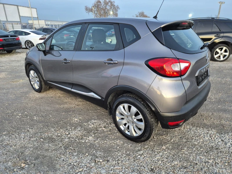 Renault Captur Топ !, снимка 4 - Автомобили и джипове - 48790174