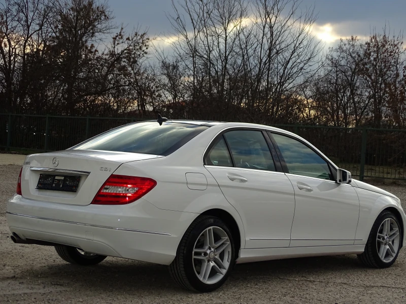 Mercedes-Benz C 220 PANAROMA* _LIMITED EDITION_* , снимка 4 - Автомобили и джипове - 49110550