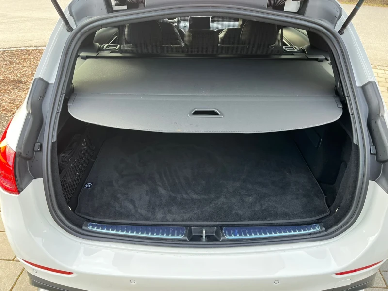 Mercedes-Benz C 300 AMG/Digital/Distronic/Night Pack/360/Гаранция, снимка 14 - Автомобили и джипове - 49714478