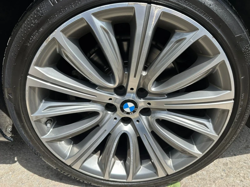 BMW 740 XDrive| Laser| Head Up| EURO6, снимка 17 - Автомобили и джипове - 50910245