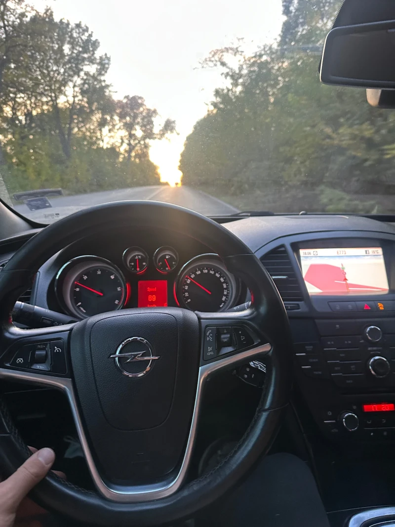 Opel Insignia Full Irmscher 2.0 CDTI, снимка 10 - Автомобили и джипове - 52517550