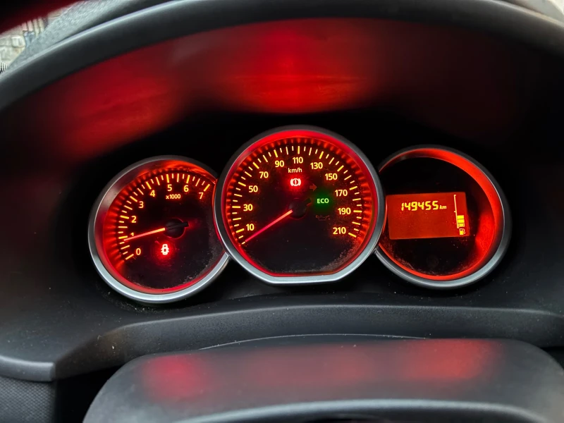 Dacia Logan Mcv 1.5, снимка 12 - Автомобили и джипове - 52122895