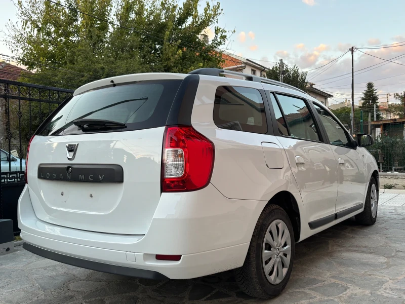 Dacia Logan Mcv 1.5, снимка 4 - Автомобили и джипове - 52122895