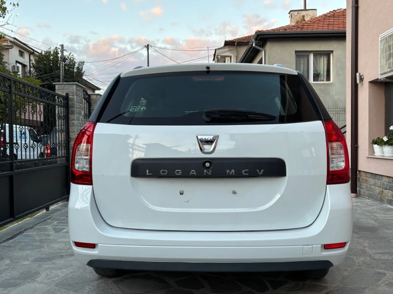 Dacia Logan Mcv 1.5, снимка 5 - Автомобили и джипове - 52122895