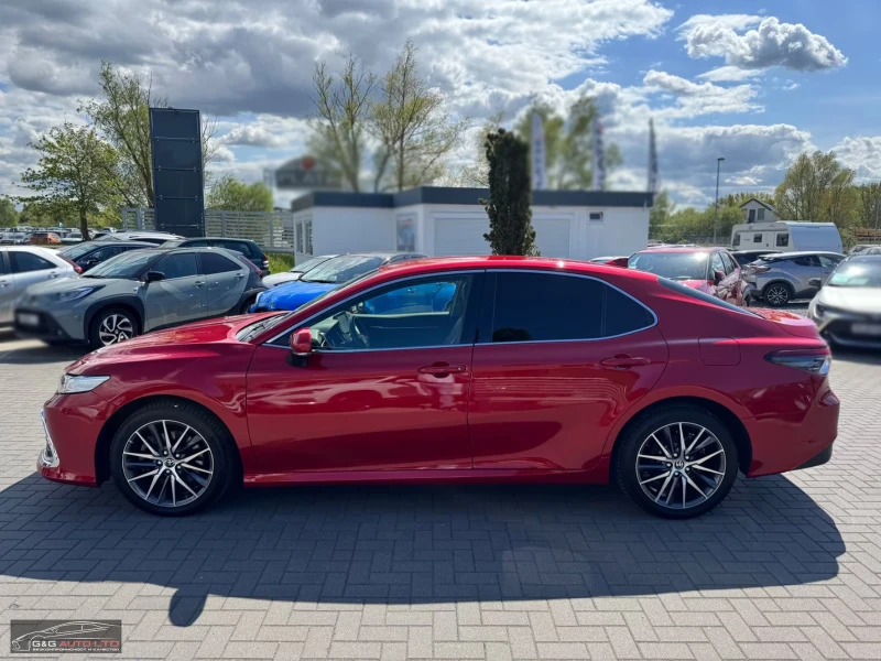 Toyota Camry EXECUTIVE/178HP/CAM/LED/ACC/BSA/KLESS/924f, снимка 3 - Автомобили и джипове - 52442222