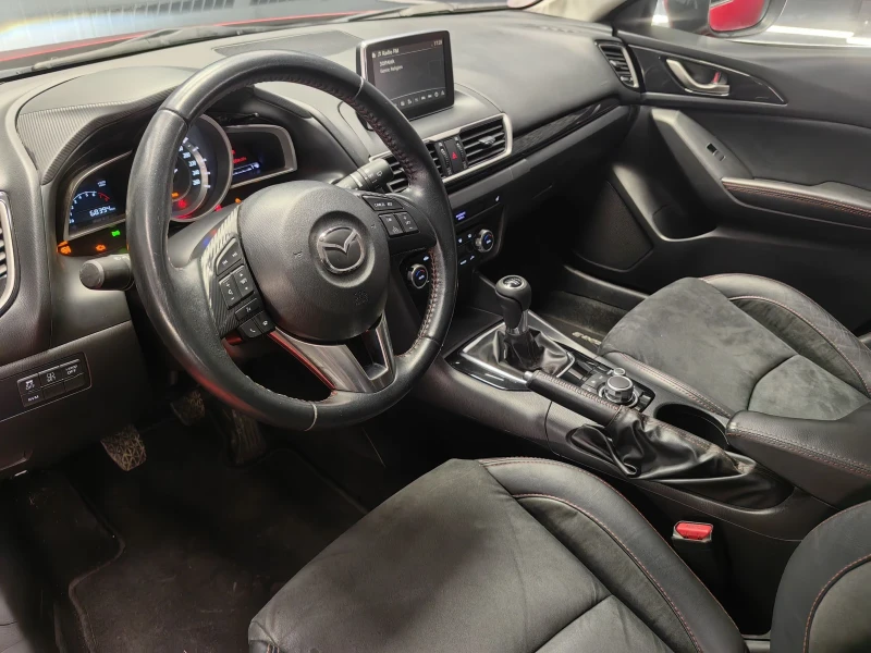 Mazda 3 2.0i* SKYACTIVE* ПОДГРЕВ* ТЕМПОМАТ* НАВИ* 68000КМ*, снимка 9 - Автомобили и джипове - 52503463