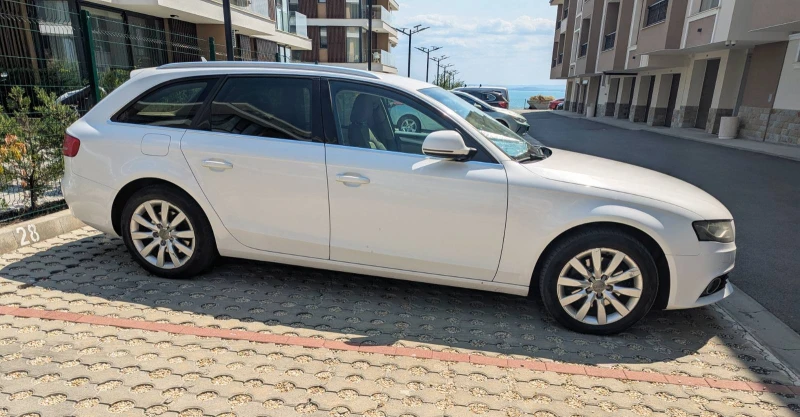 Audi A4 2.0 TDI (B8), снимка 2 - Автомобили и джипове - 52584115