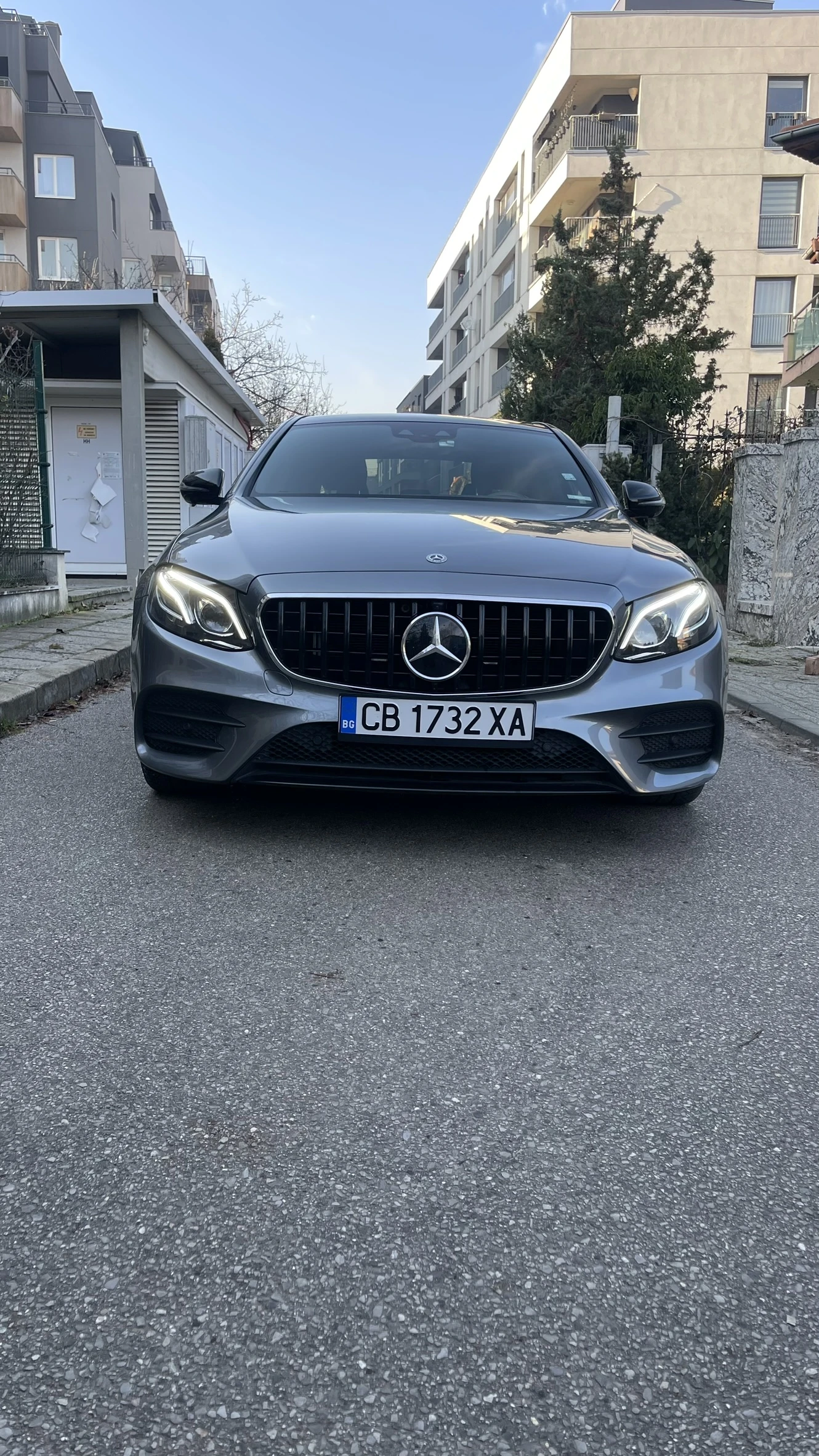 Mercedes-Benz E 350 4 matic, снимка 1