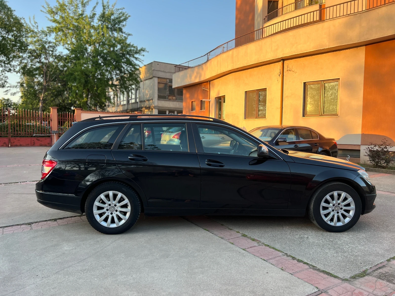 Mercedes-Benz C 220 654 - изображение 4