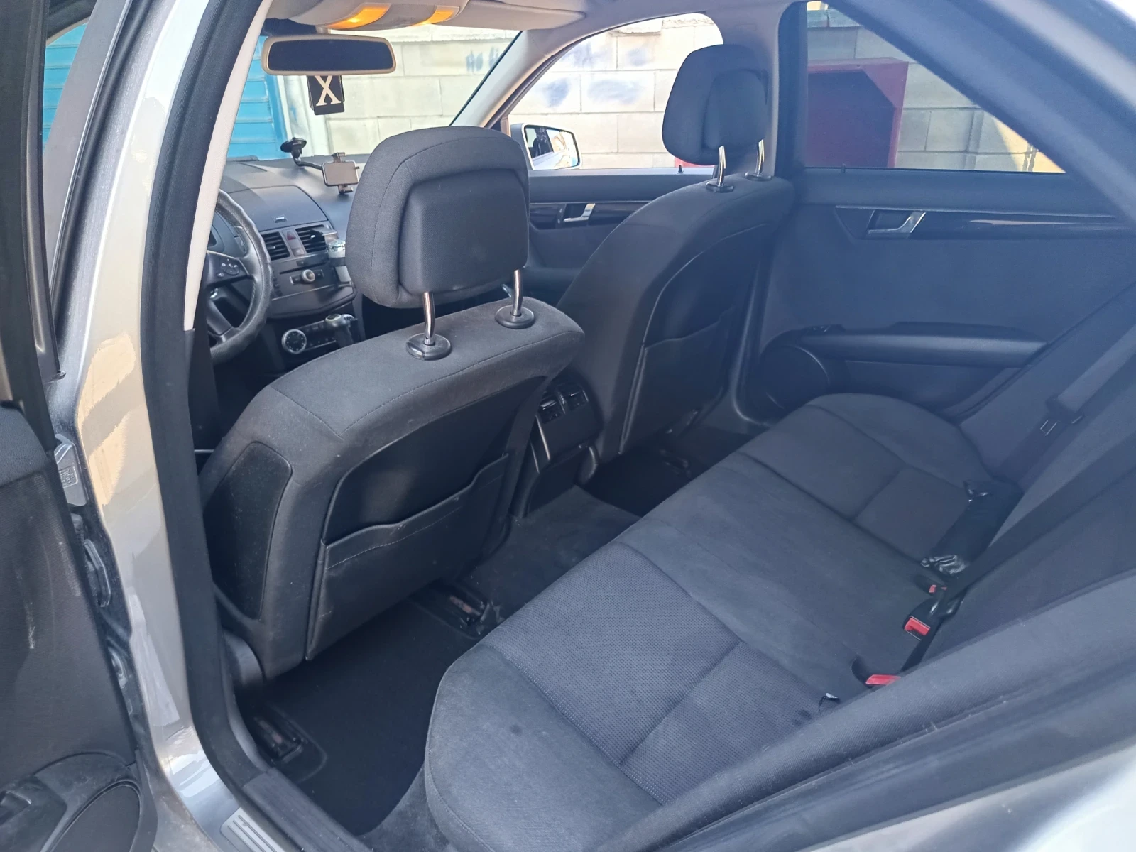 Mercedes-Benz C 200 CDI - изображение 8