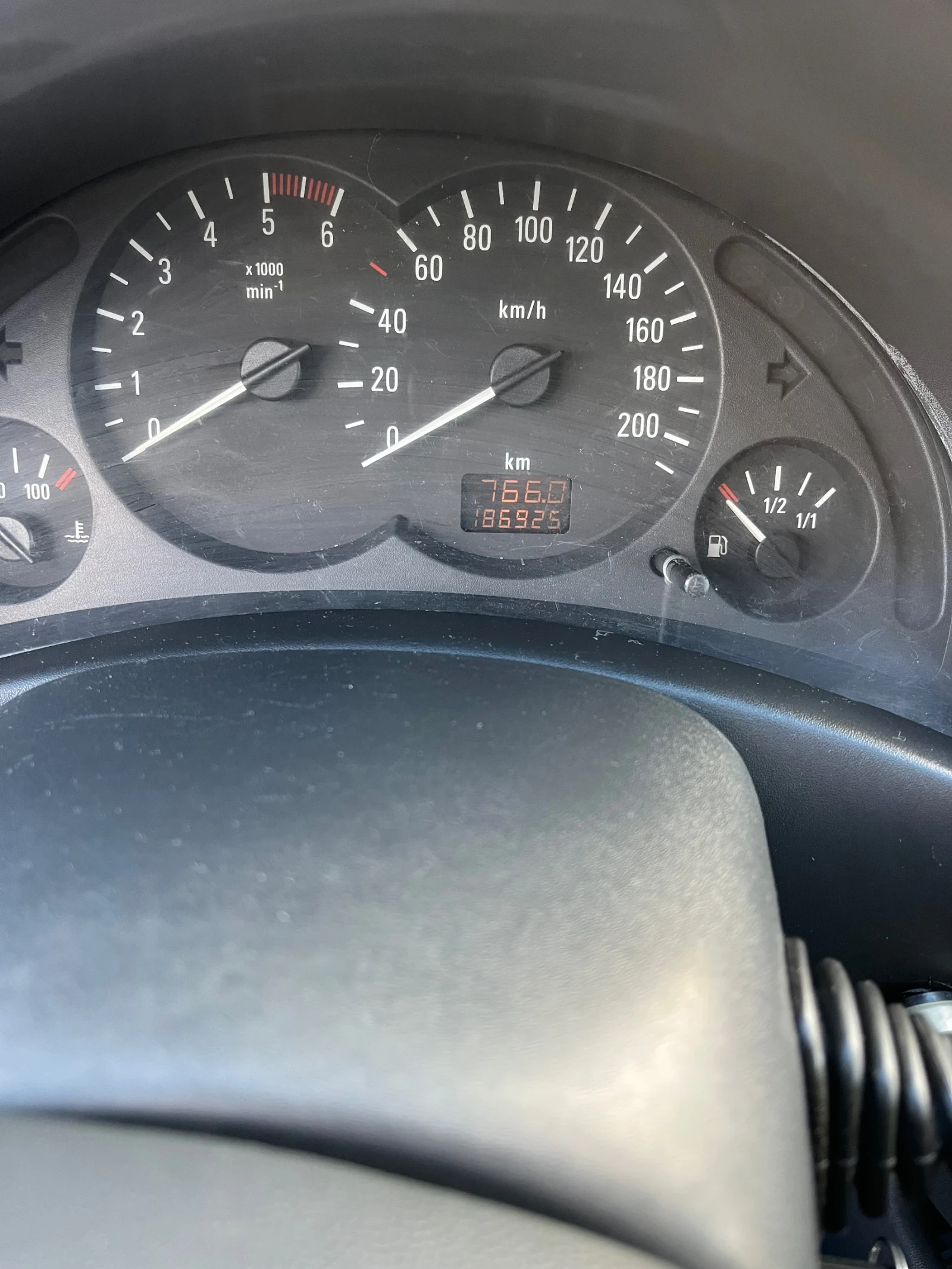 Opel Corsa  - изображение 8