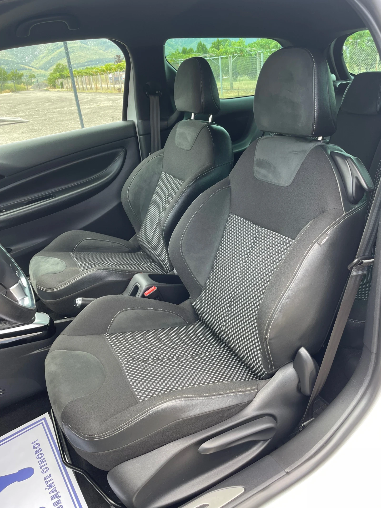 Citroen DS3 1.6 turbo  - изображение 9