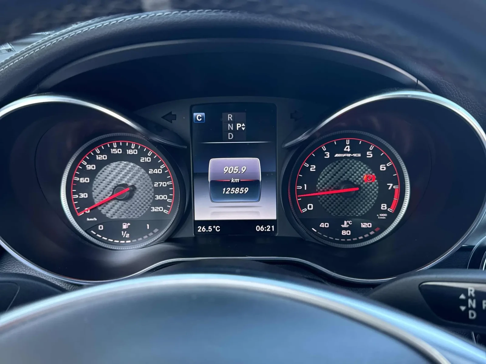 Mercedes-Benz C 63 AMG * s* CARFAX * БЕЗ ПЪРВОНАЧАЛНА ВНОСКА - изображение 9