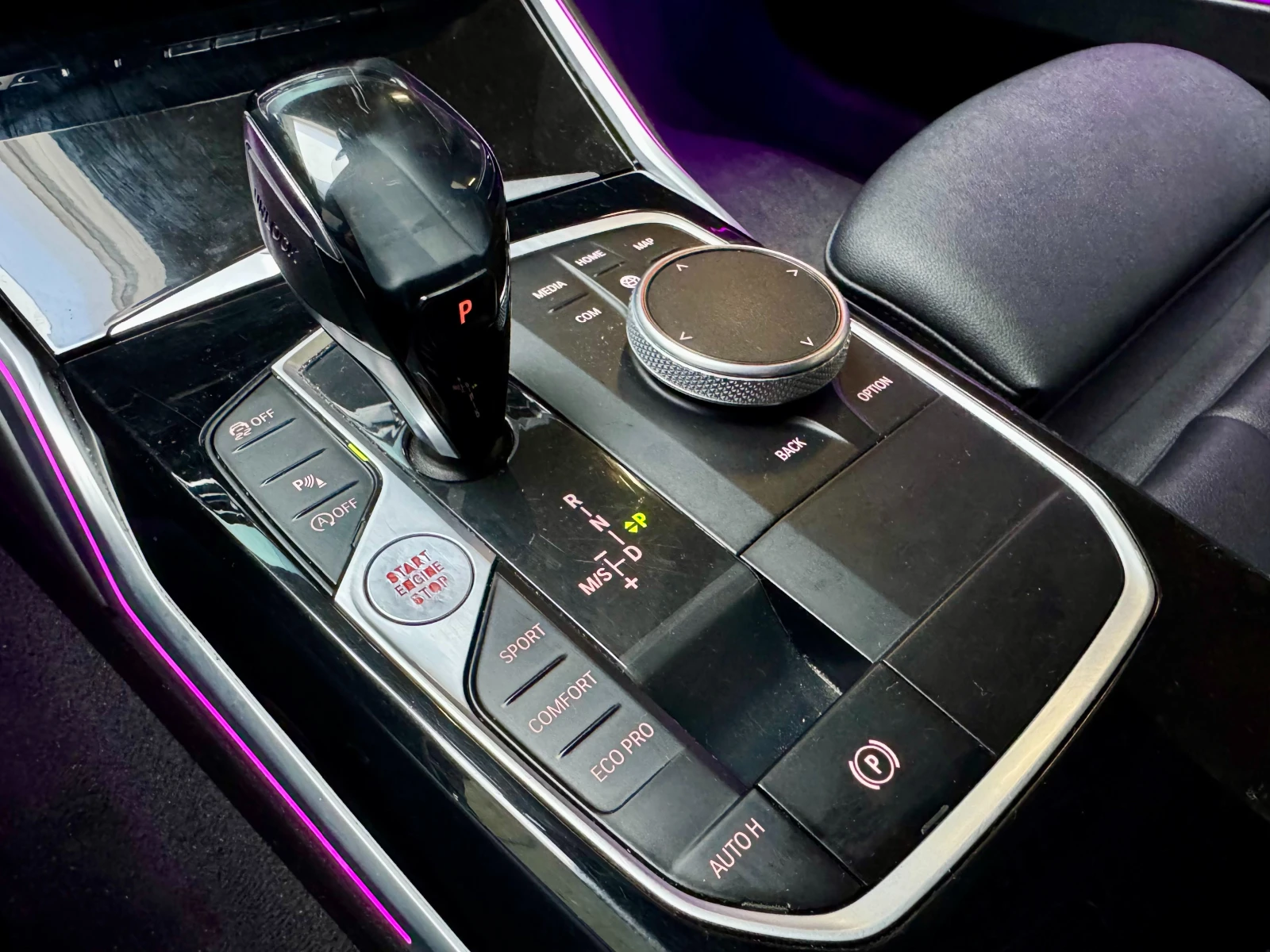 BMW 330 ixdrive  * M package* 115 118km* Ambient*  - изображение 10