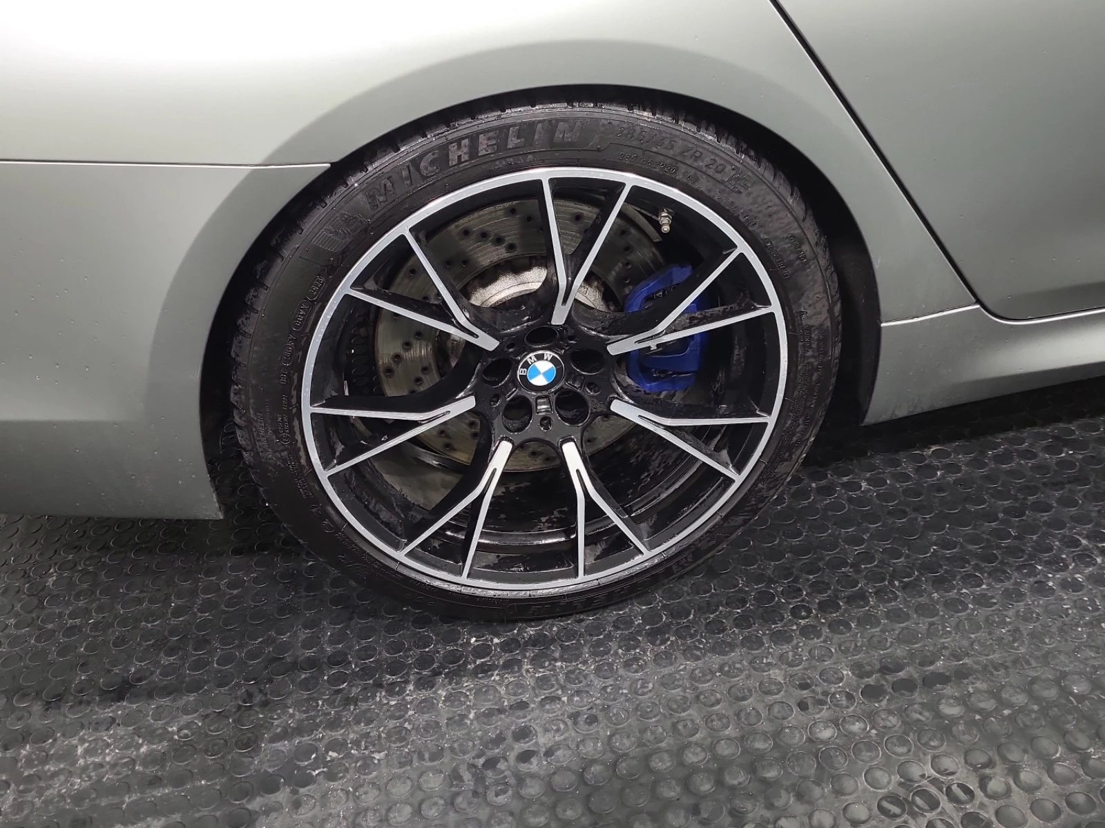 BMW M5 COMPETITION * * CARFAX * * АВТО КРЕДИТ * * , снимка 10 - Автомобили и джипове - 54002002