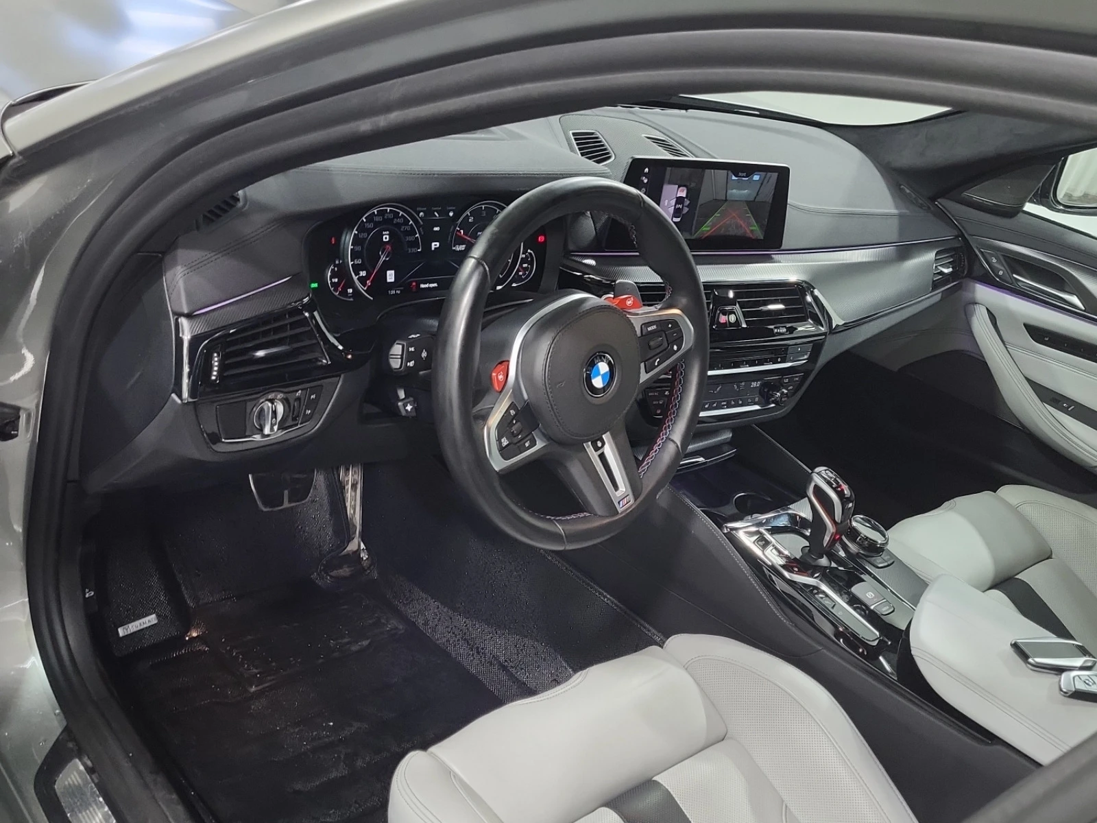 BMW M5 COMPETITION * * CARFAX * * АВТО КРЕДИТ * * , снимка 8 - Автомобили и джипове - 54002002