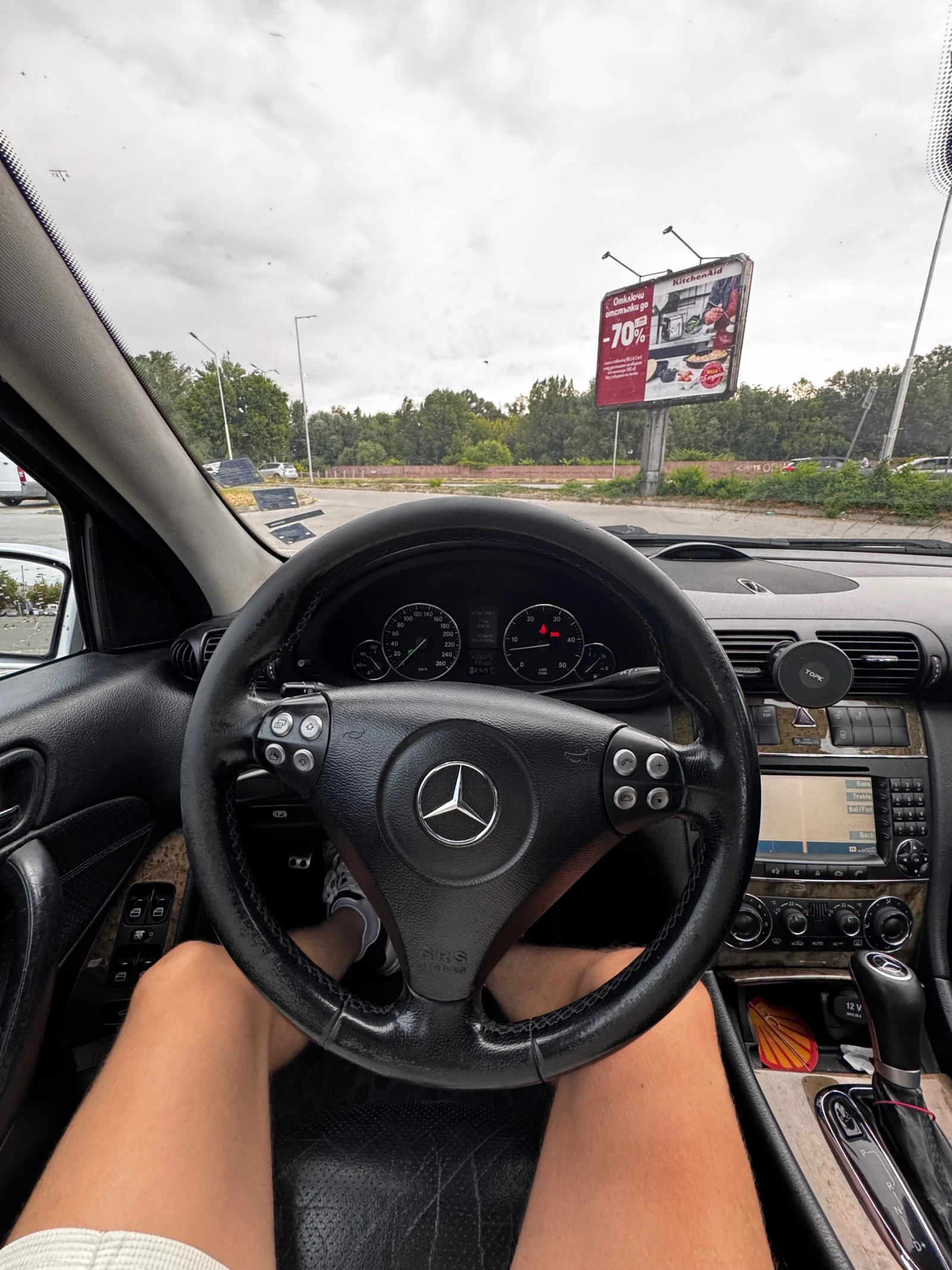 Mercedes-Benz C 270, снимка 11 - Автомобили и джипове - 54084527