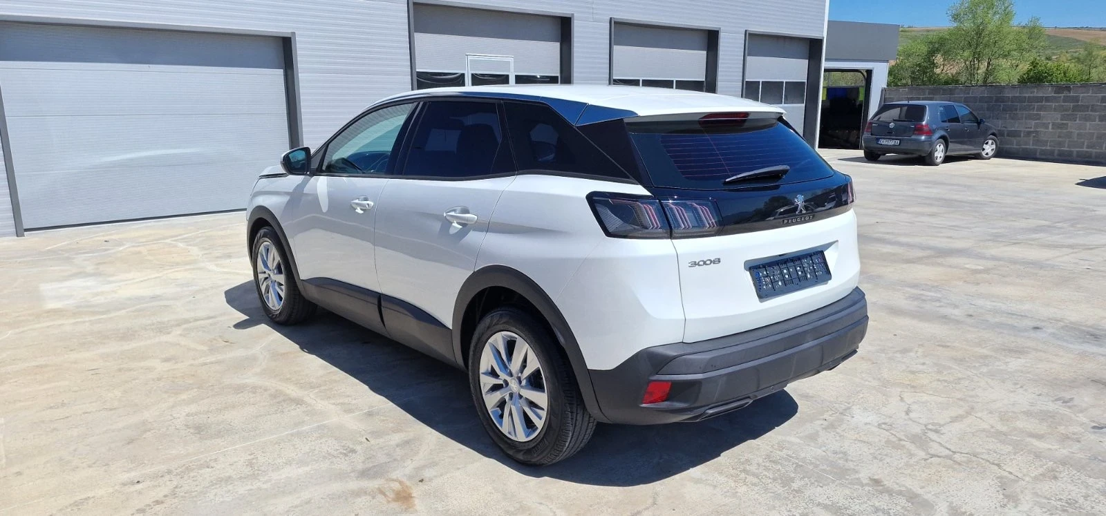 Peugeot 3008 1.5 BlueHDI 130 S&S EAT8, снимка 15 - Автомобили и джипове - 54137414