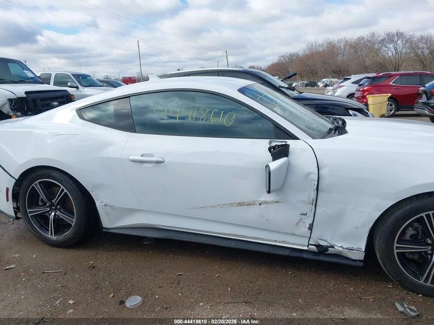 Ford Mustang 2.3l Ecoboost Fastback, снимка 13 - Автомобили и джипове - 54353094