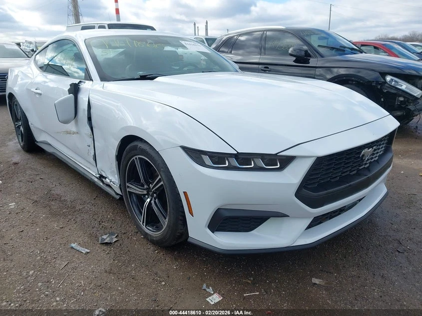 Ford Mustang 2.3l Ecoboost Fastback, снимка 2 - Автомобили и джипове - 54353094